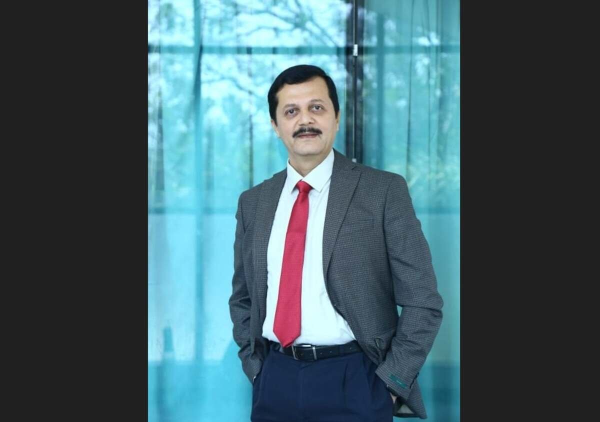 lunch break lasers, 650 microsecond laser, aesthetic dermatology trends, zero downtime laser treatment, laser skin rejuvenation for professionals,. Madhusudhan HK, Aerolase