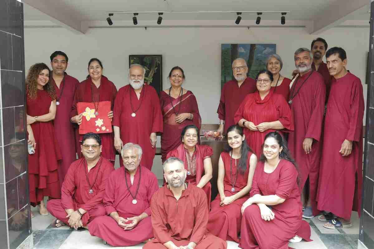Osho Neo Sannyas Day Celebrated with Joy at Osho Dham; Meditation-Inspired Art Exhibition ‘The Divine Within’ Opens